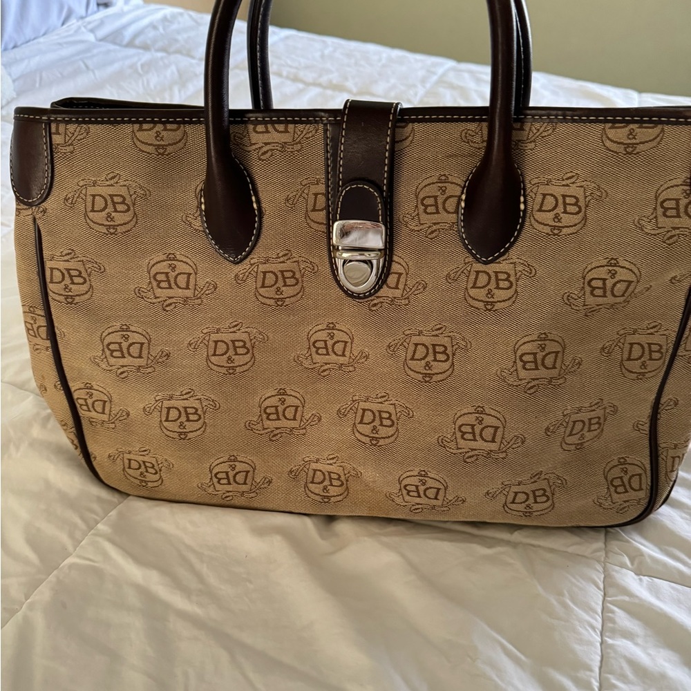 Beautiful, brown and beige Dooney and Bourke tote handbag like new